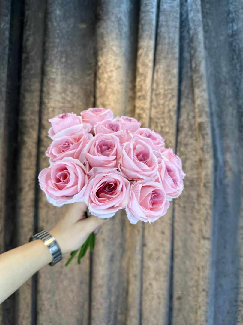 رز 14 شاخه